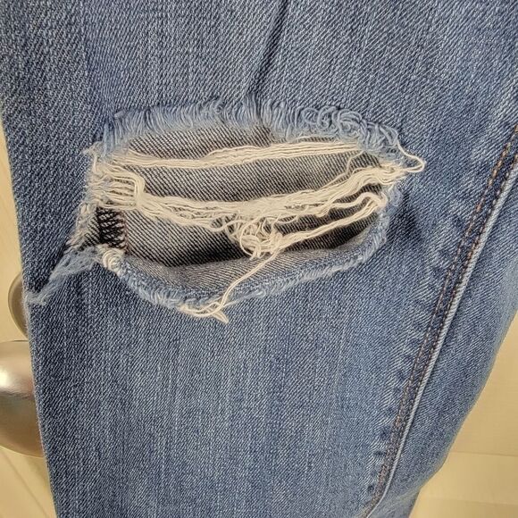 Express super skinny mid-rise distressed denim jean 2short 2s - Picture 2 of 6